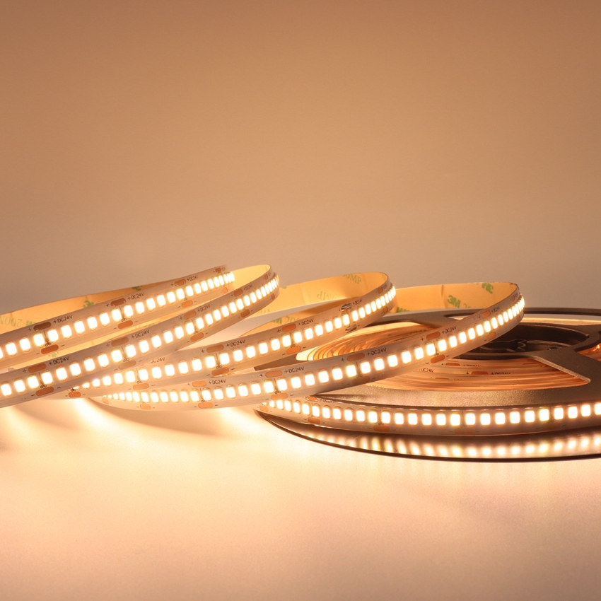 Built-in Constant Current IC 2835 led strip 240leds-3