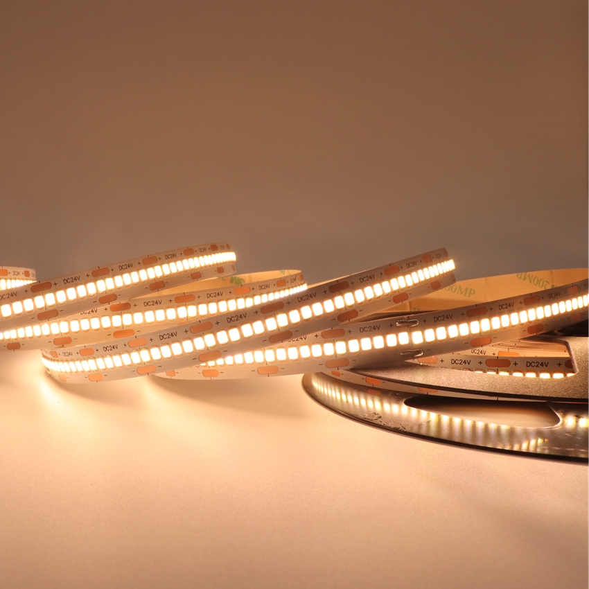 Built-in Constant Current IC 2835 LED Strip 300Leds-5