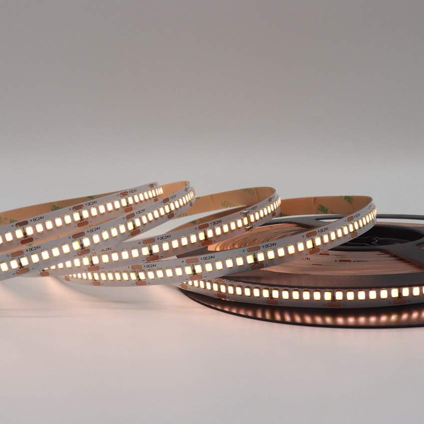 Built-in Constant Current IC 2835 led strip 240leds
