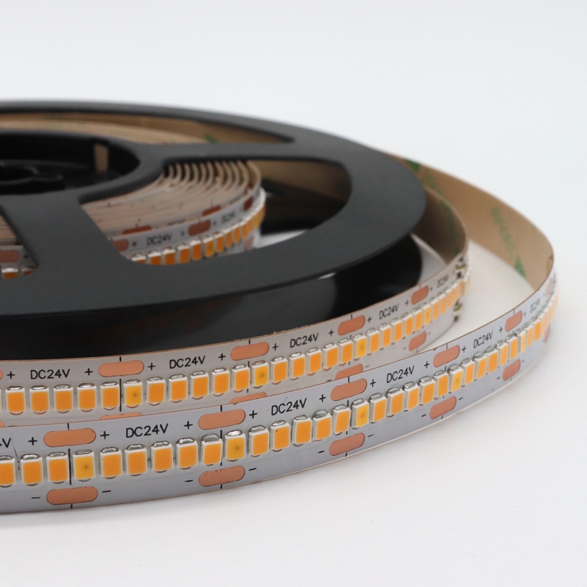 Built-in Constant Current IC 2835 LED Strip 300Leds-4