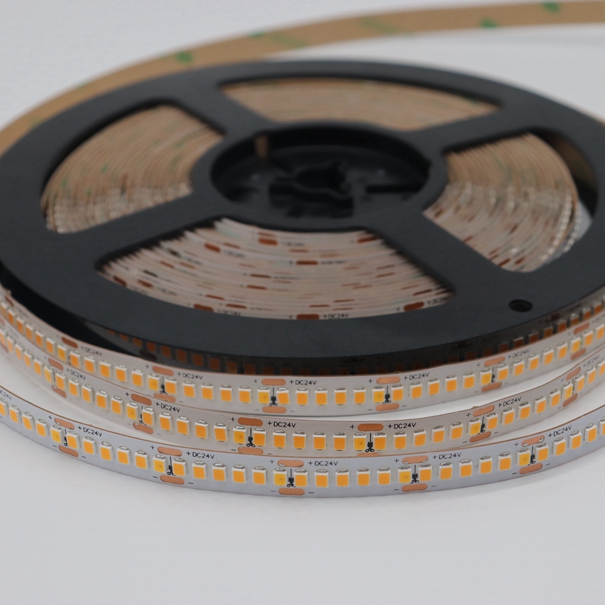 Built-in Constant Current IC 2835 led strip 240leds-5
